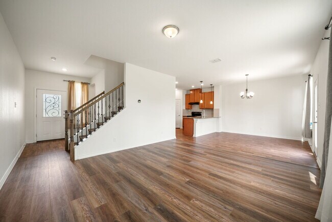 Building Photo - 3218 Comanche Crossing