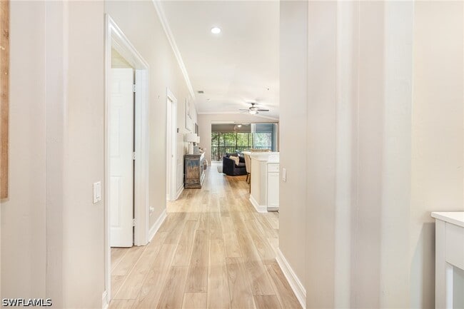 Building Photo - 975 Tarpon Cove Dr