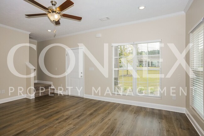 Building Photo - 3 Bed, 2.5 Bath, Available Now