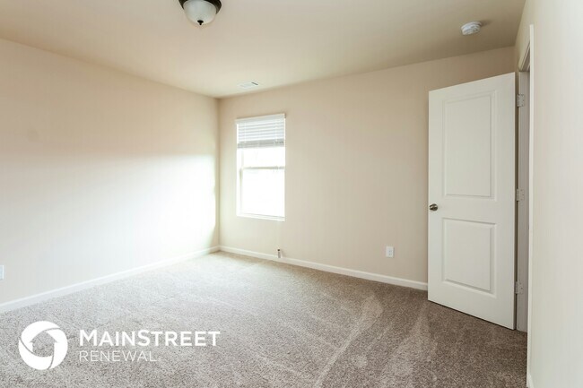 Building Photo - 2260 Clapton Ct