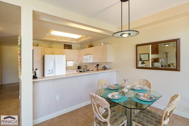 Building Photo - 92-1539 Aliinui Dr. #5G