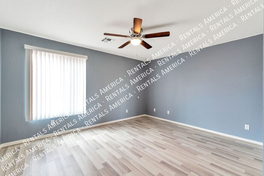 Building Photo - 12936 N Salt Cedar Dr