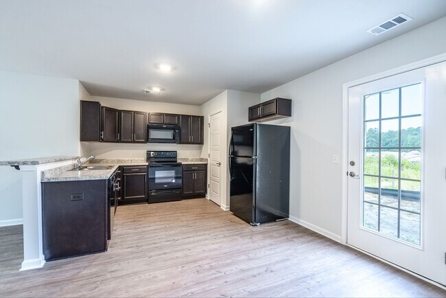 Building Photo - Oglethorpe Landing