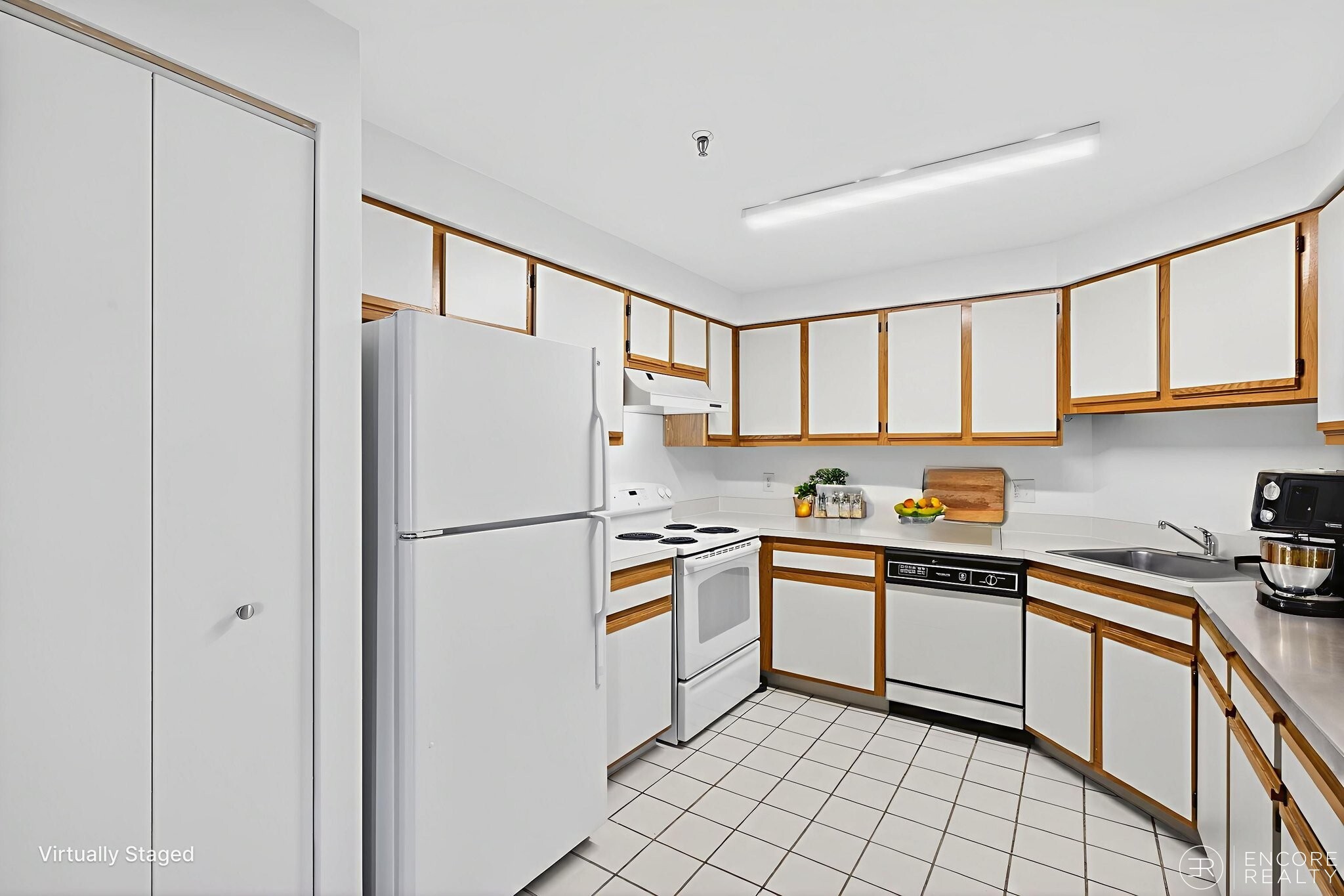 Building Photo - 394 Ocean Ave