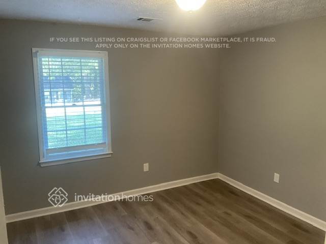 Building Photo - 155 Melton Way