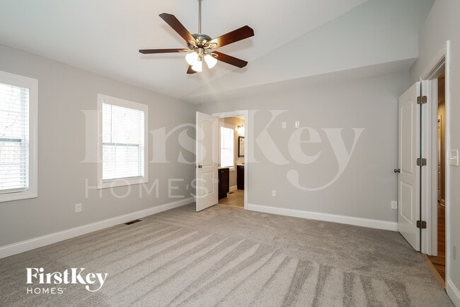 Building Photo - 7761 Sarah Dr