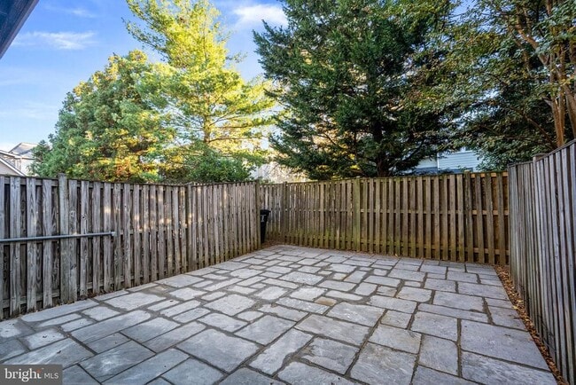 Building Photo - 3110 9th Rd N