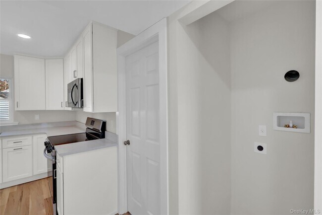 Building Photo - 37 Gould Rd