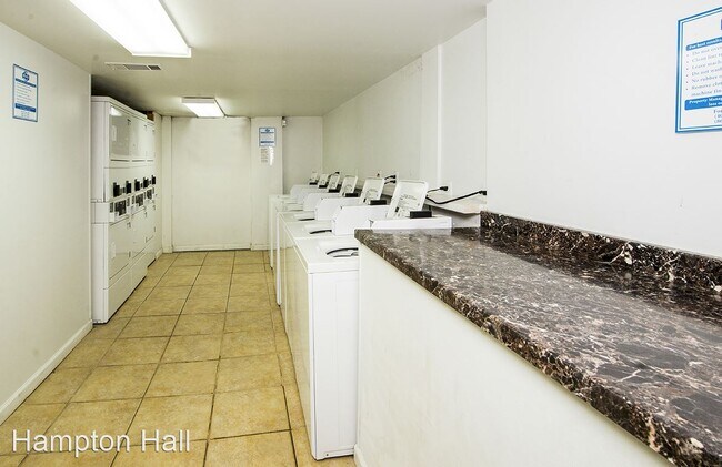 Building Photo - 2213 Briarcliff Rd NE