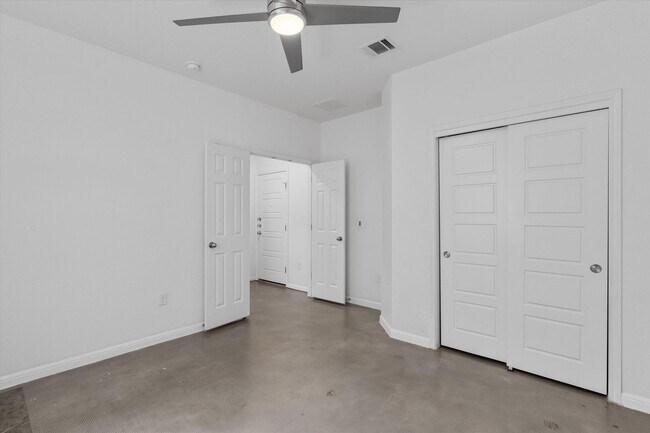 Building Photo - 5804 Loblolly Ln