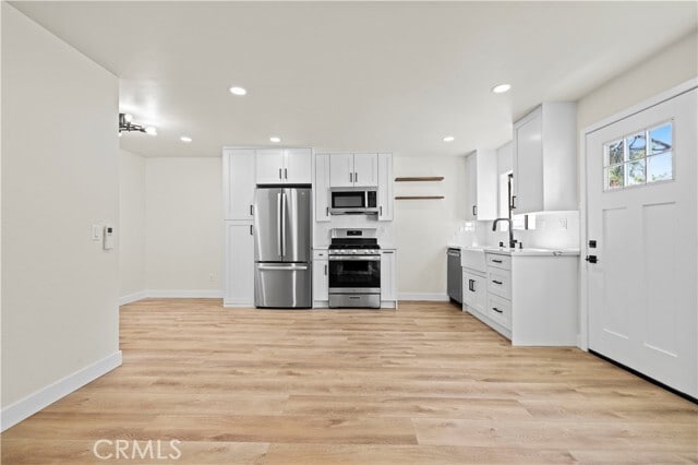 Building Photo - 21209 De La Guerra St