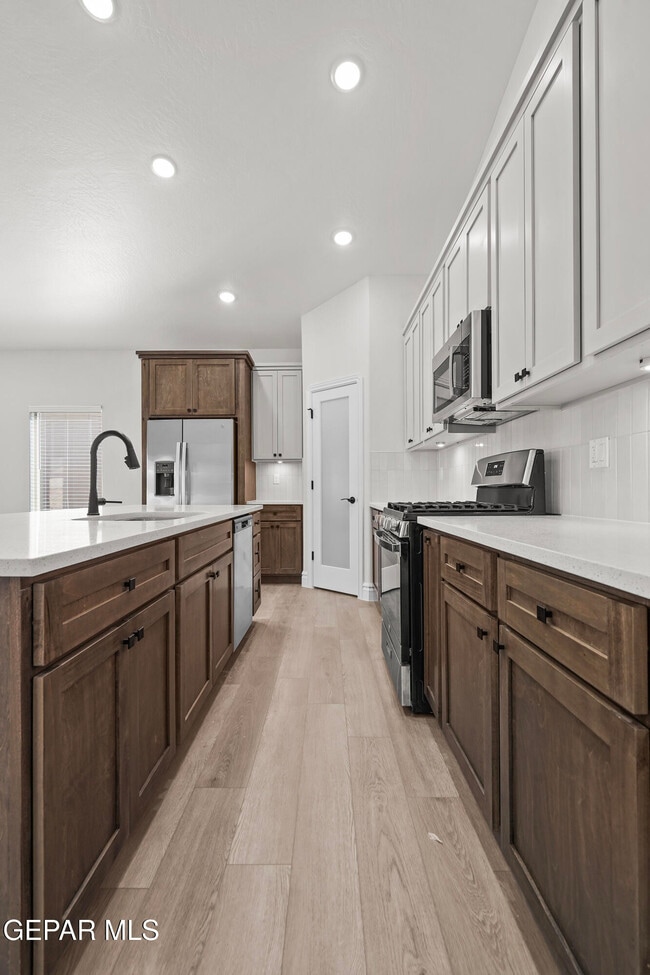 Building Photo - 15169 Ambition Ave