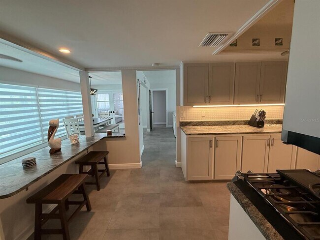 Building Photo - 1425 Appian Dr