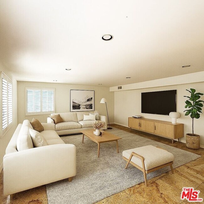 Building Photo - 15020 Encanto Dr