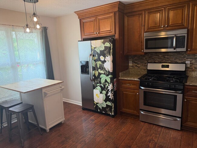 Building Photo - 775 Hecate Dr