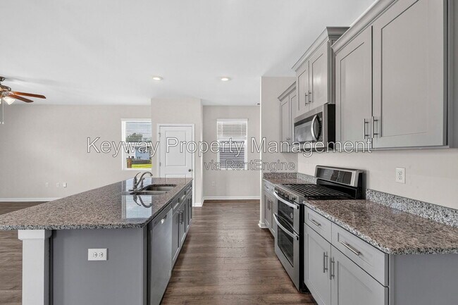 Building Photo - 411 Shipwreck Dr