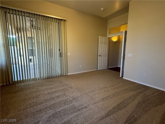 Building Photo - 8625 Desert Bird Dr