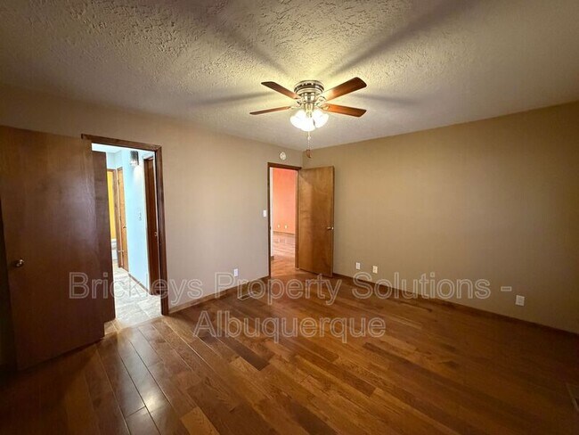 Building Photo - 2 Cochiti Trail