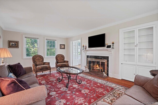 Building Photo - 30 Summit St