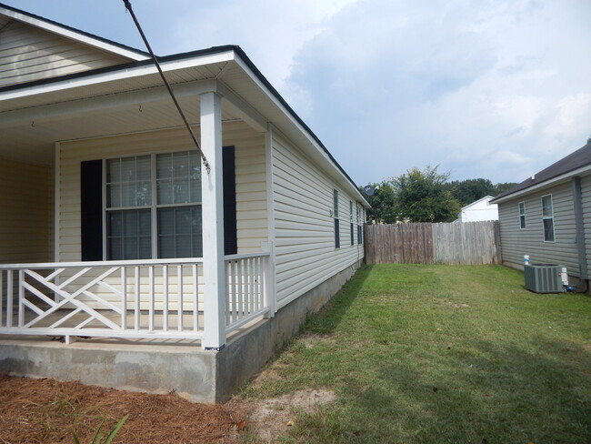 Building Photo - 3740 Mulligan Rd