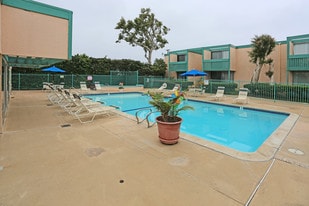 Building Photo - Sandpointe Apartment Homes
