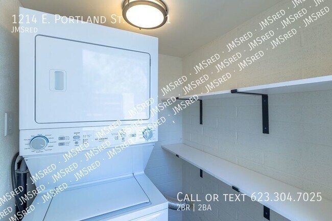 Building Photo - 1214 E Portland St