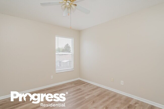 Building Photo - 12723 Adventure Dr