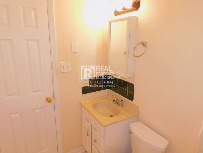 Building Photo - 7702 Newsome Ct