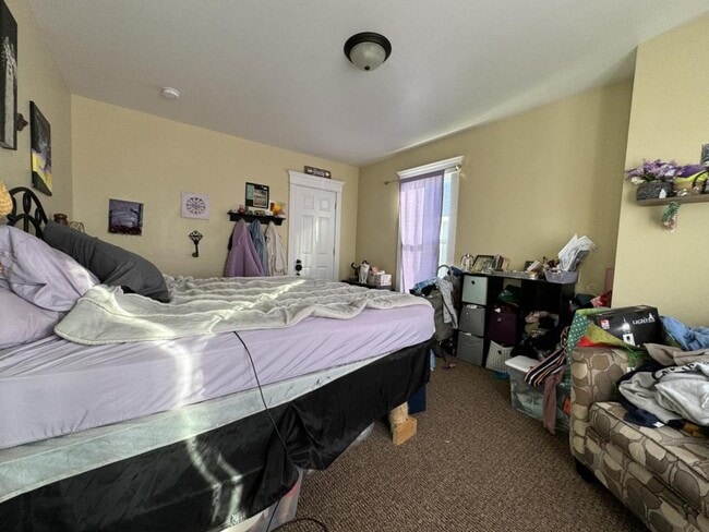 Building Photo - 1106 1/2 hammond ave