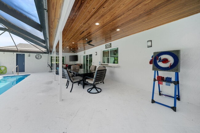 Building Photo - 13948 Ishnala Cir