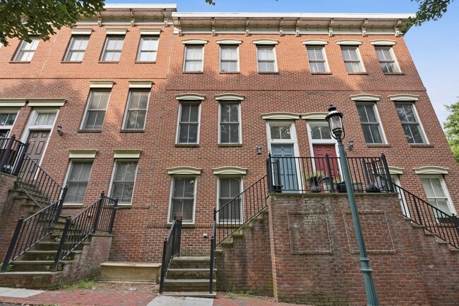 Building Photo - 44 Livingston St