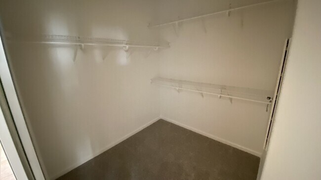 Building Photo - Mountain House Home Spacious 4 Bedroom, 3.5 Bath Home with Bonus Loft