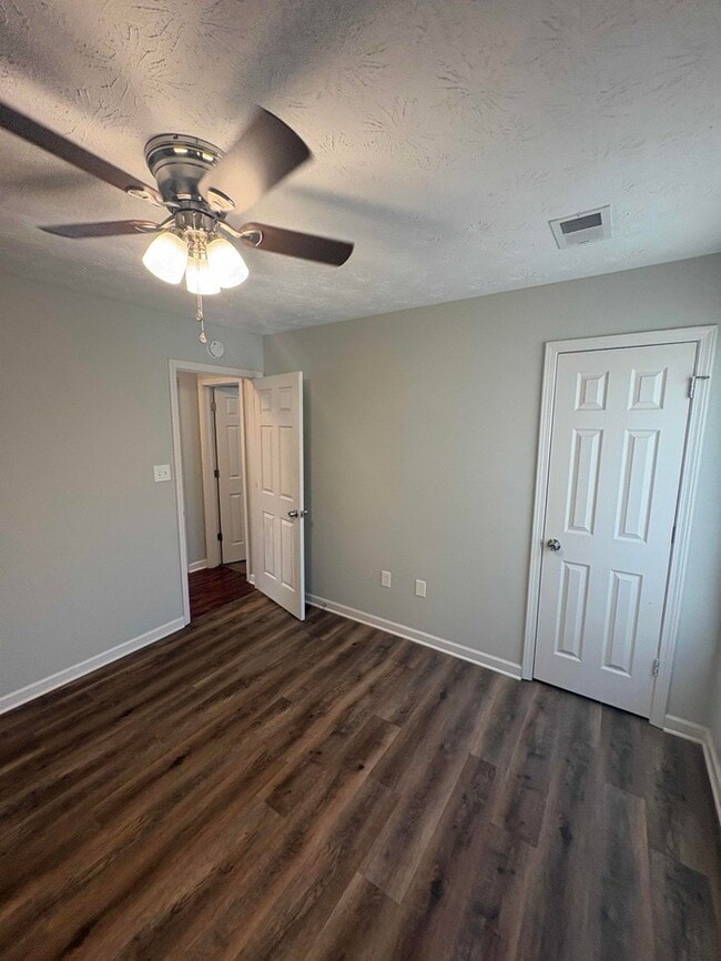 Building Photo - 508 Bridgeport Pl