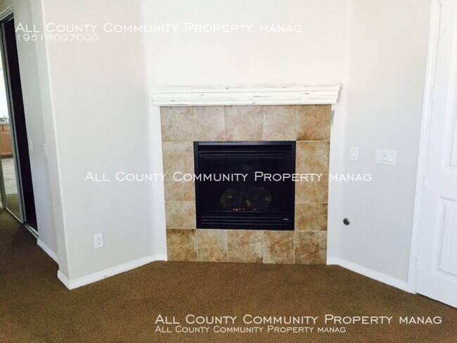 Building Photo - 40298 Hannah Way