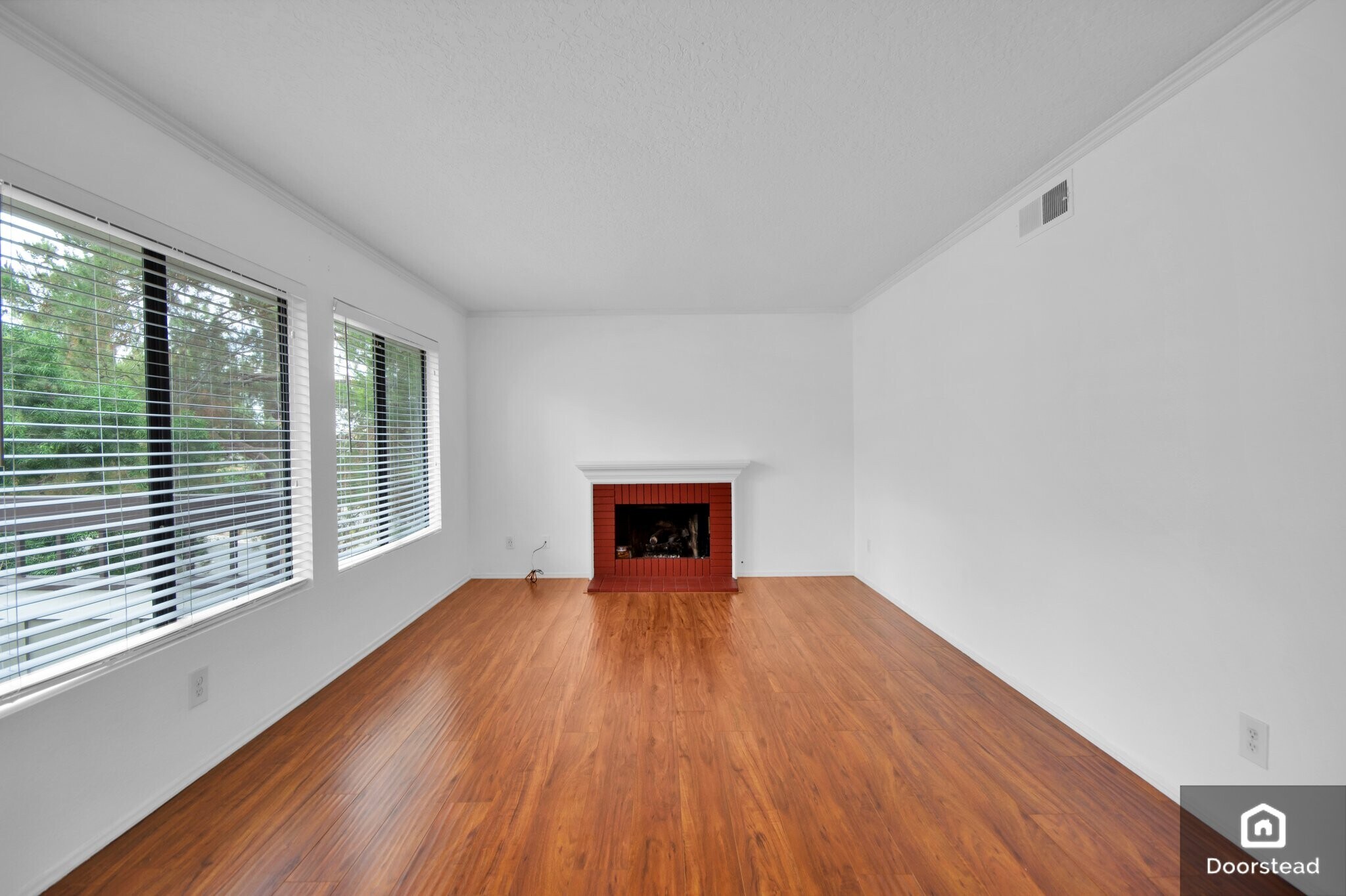 Building Photo - 25596 Mont Pointe