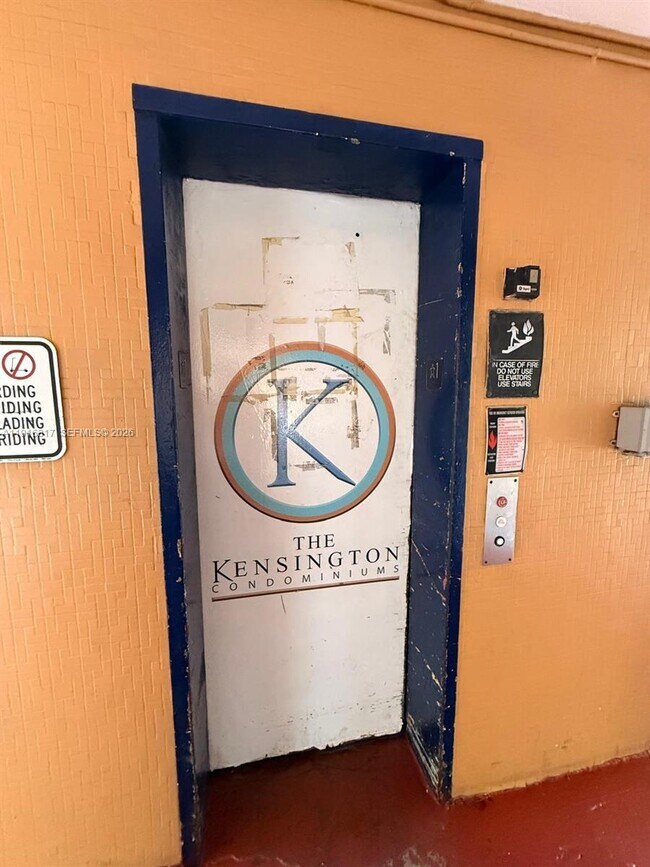 Building Photo - 1280 W 54th St