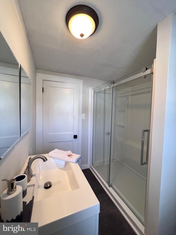 Building Photo - 629 White Horse Ave