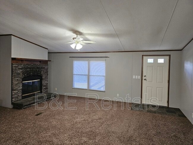 Building Photo - 10016 Stringtown Rd