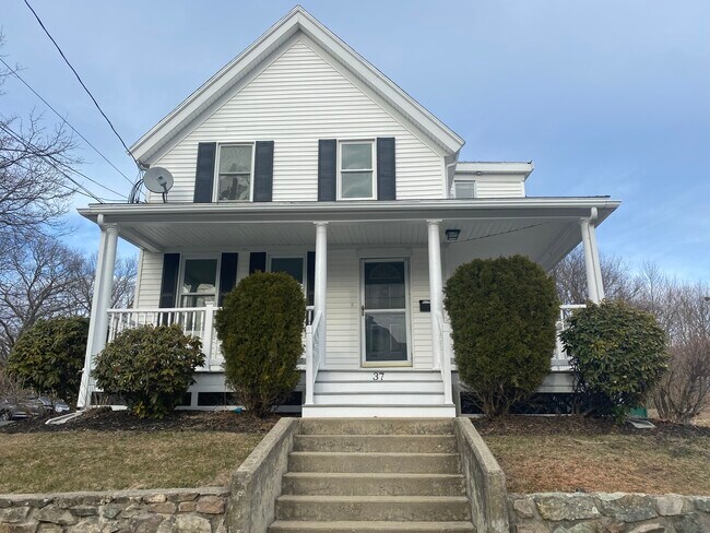 Primary Photo - 37 Myrtle St
