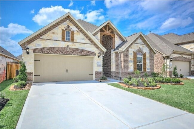 Building Photo - 7438 Bethpage Ln