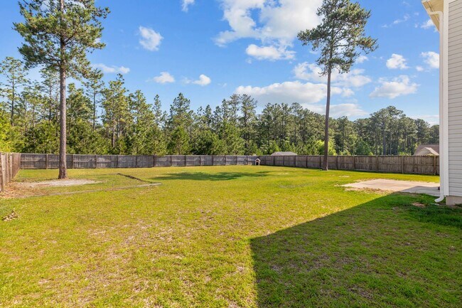 Building Photo - 3 Bed | 2.5 Bath | ~1,536 Sq Ft | Available for Rent