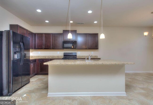 Building Photo - 565 Dasheill Ln