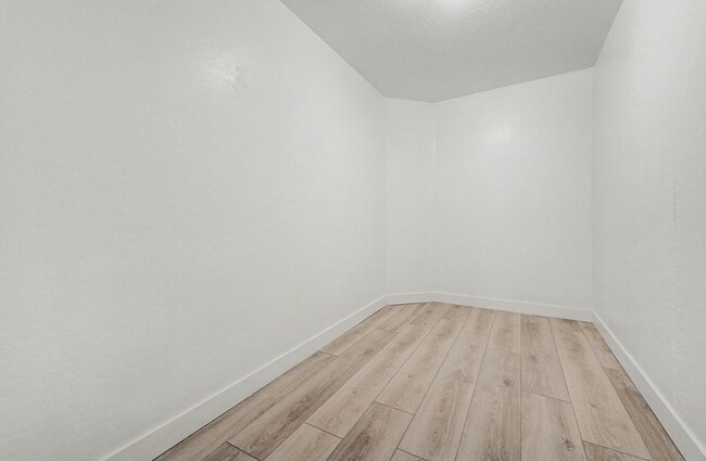 Building Photo - 3533 E Joseph Way