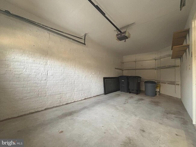 Building Photo - 2444 Rolling Plains Dr