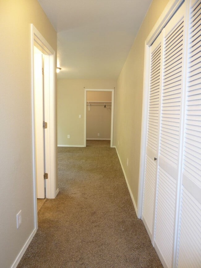 Building Photo - 9236 Emily Way