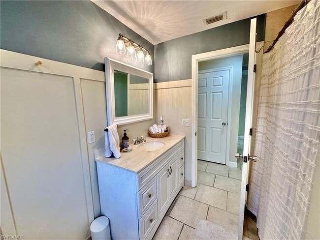 Building Photo - 169 Baltusrol Dr