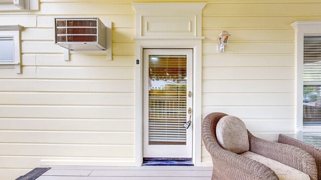 Building Photo - 1133 Edwards St