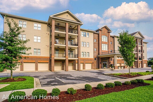 Building Photo - 3 br, 2.5 bath House - 220 HUGH SHELTON LO...