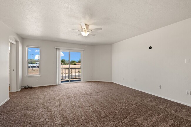 Building Photo - 7101 Natalie Janae Ln NE