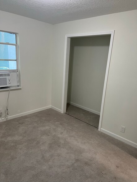 Building Photo - 1307 Olive St
